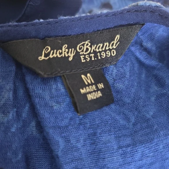 Lucky Brand Blue Embroidered Boho High Low Top Medium - Picture 6 of 7